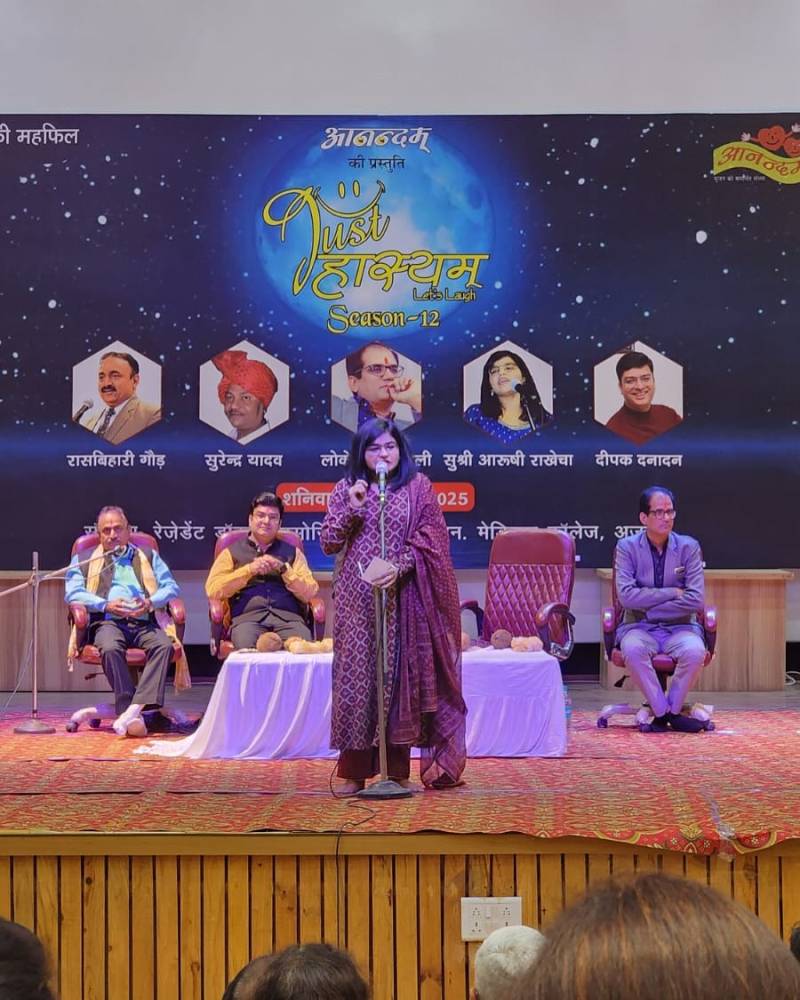 aayushi rakhecha performing in Ajmer for doctors program
